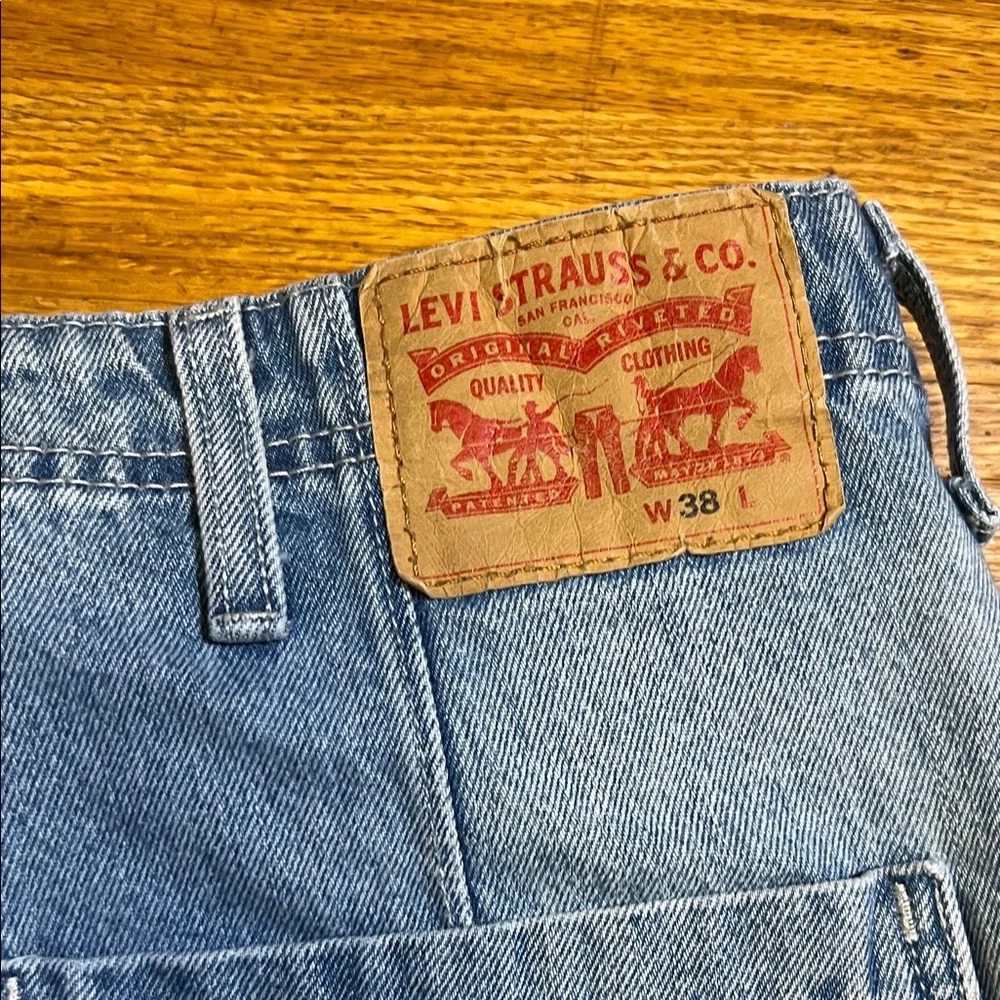 Levi Strauss Men 38 Light Blue Denim Deep‎ Pocket 100% Cotton Jean Shorts